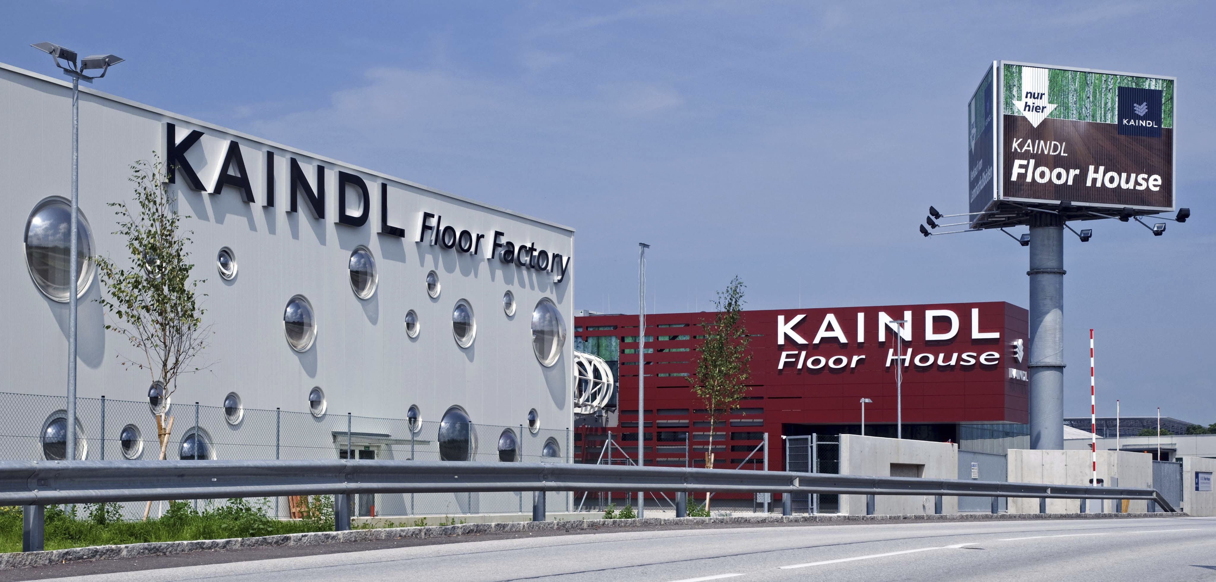 Trụ sở thương hiệu sàn gỗ công nghiệp Kaindl - sàn gỗ cao cấp nổi tiếng Châu Âu